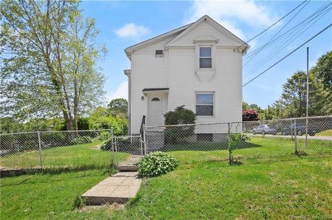 18 Montgomery St, Shelton, CT 06484