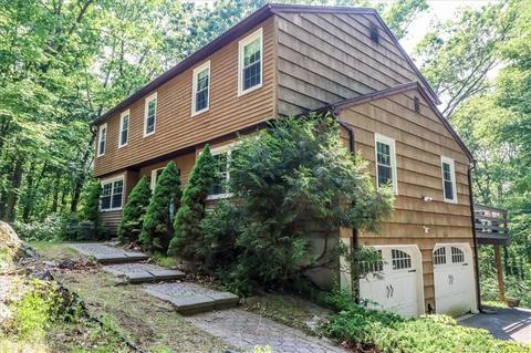 550 Peter Rd, Southbury, CT 06488
