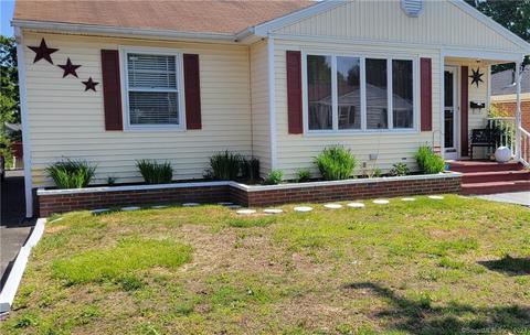 23 Byrneside Ave, Waterbury, CT 06704