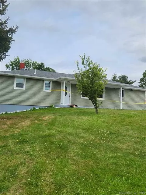 22 Tulip Dr, Meriden, CT 06450