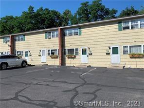 55 Porter Ave #3F, Naugatuck, CT 06770