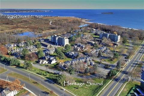 85 Viscount Dr #3B, Milford, CT 06460