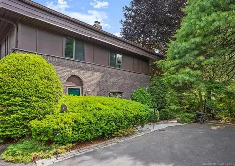 289 New Norwalk Rd #37, New Canaan, CT 06840