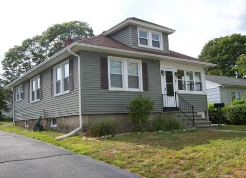 81 Brandegee Ave, Groton, CT 06340