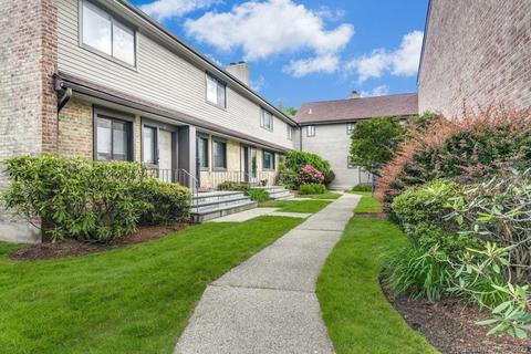 2437 Bedford St #G4, Stamford, CT 06905