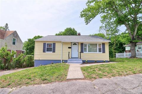 33 N Beacon St, Waterbury, CT 06704