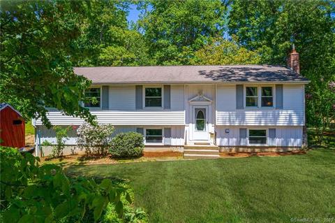 319 Woodland Rd, Mansfield, CT 06268