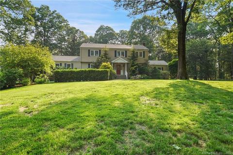 10 Cardinal Ln, Westport, CT 06880