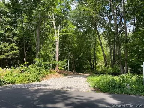 24 Candide Ln #1, Mansfield, CT 06250