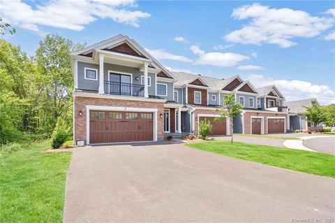 2 Yorkshire Ct #2, Farmington, CT 06032