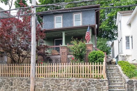 4 Foster St, Danbury, CT 06810
