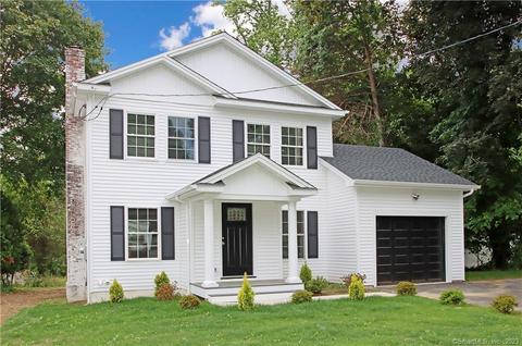 55 Lycett St, Bridgeport, CT 06606
