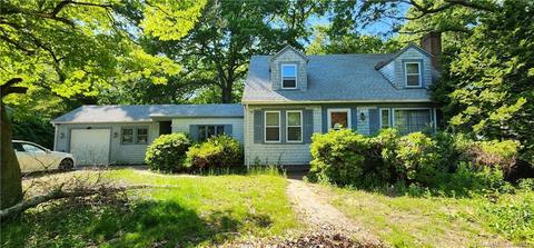 5 S County Trl, Exeter, RI 02822