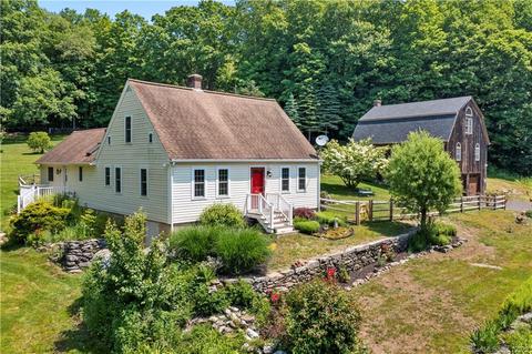 368 Pond Rd, Franklin, CT 06254