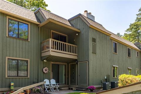 24 Village Rd, Southington, CT 06489