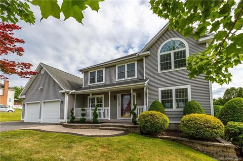 29 Barn Hill Ln, Newington, CT 06111