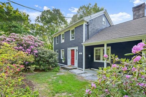 370 Rock House Rd, Easton, CT 06612