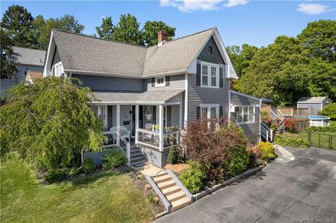 59 Graveline Ave, Meriden, CT 06451