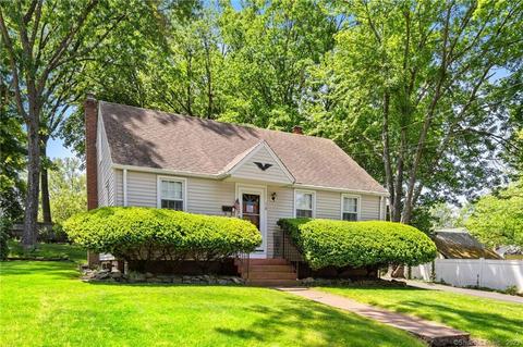 10 Durkin St, Manchester, CT 06040