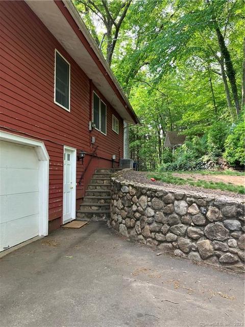 223 River Rd, Killingworth, CT 06419