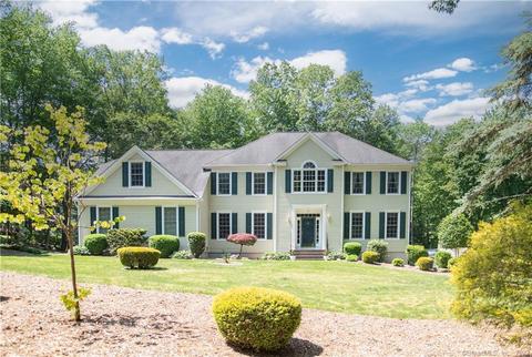 31 Obtuse Rocks Rd, Brookfield, CT 06804