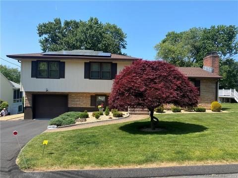 125 Arline Dr, Waterbury, CT 06705