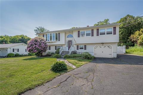 41 Bayview Cir, Wolcott, CT 06716