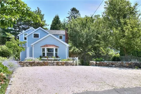 23 Sherwood Dr, Westport, CT 06880