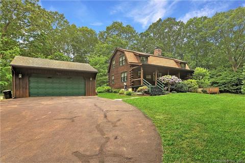 18 Country Ridge Dr, Monroe, CT 06468