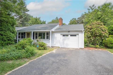 75 Maple Ave, Old Saybrook, CT 06475