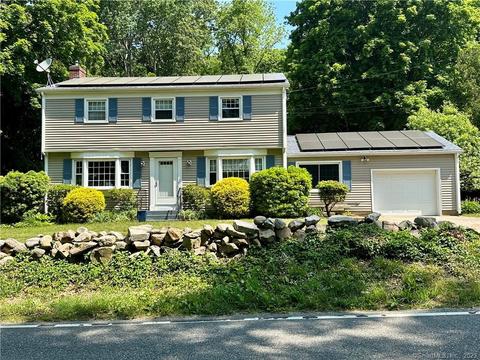 266 Stoddards Wharf Rd, Ledyard, CT 06335