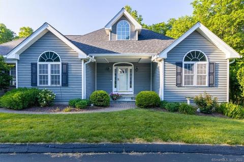 10 Deer Creek Dr #10, Madison, CT 06443