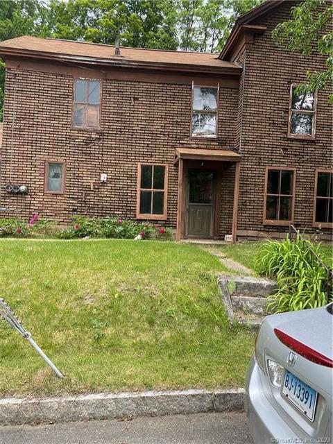 7 Center St, Stafford Springs, CT 06076