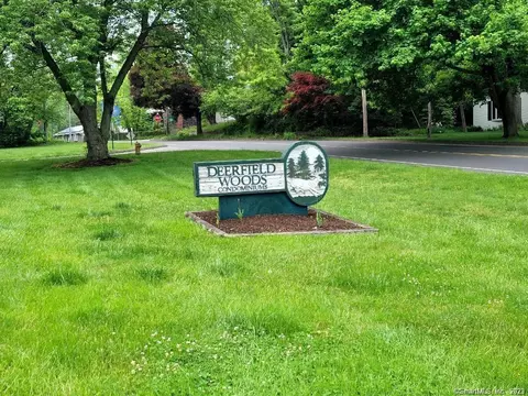 3699 Broadbridge Ave #106, Stratford, CT 06614