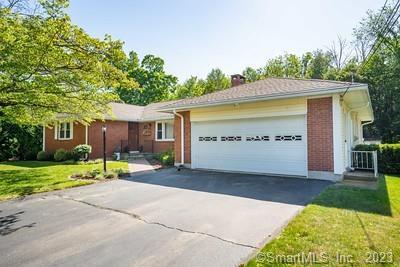 30 Robin Rd, Farmington, CT 06032