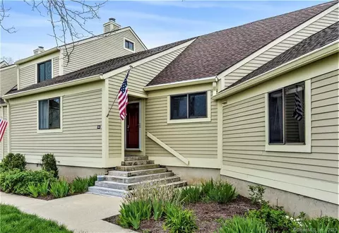 152 Sandy Point Rd #152, Old Saybrook, CT 06475
