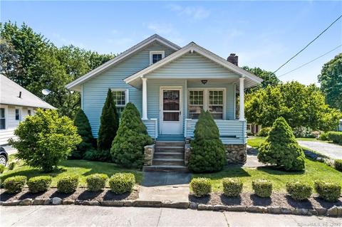 43 Hedge Ave, Norwich, CT 06360