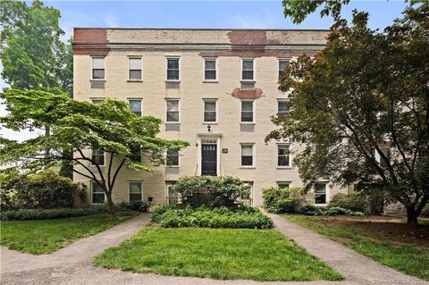 136 Woodside Grn #3A, Stamford, CT 06905