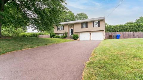 4 Yale Ct, Enfield, CT 06082