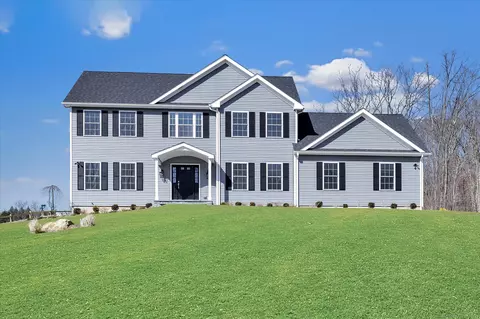 7 Hunting Ridge Rd, Middlebury, CT 06762