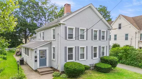 41 Hamlin St, Manchester, CT 06040