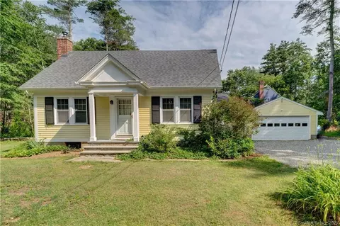 64 Meadowbrook Ln, Mansfield, CT 06250
