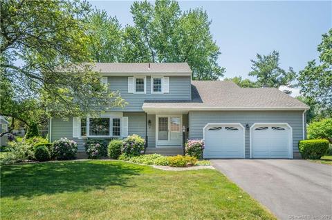 31 Midwell Rd, Wethersfield, CT 06109