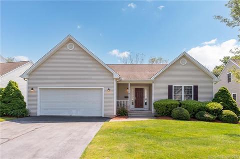 1125 W Woods Rd #7, Hamden, CT 06518