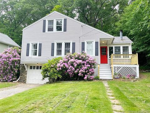 50 White Ave, Middlebury, CT 06762