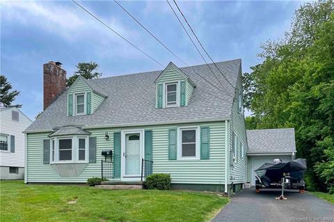 30 Dowd St, Newington, CT 06111