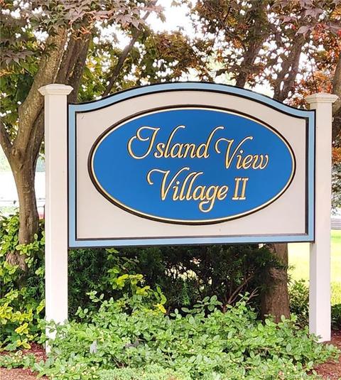 230 Austin Ryer Ln #230, Branford, CT 06405