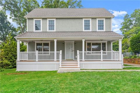 57 Brookdale Rd, Fairfield, CT 06824