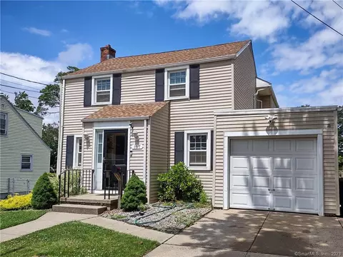 157 Laurel St, West Haven, CT 06516