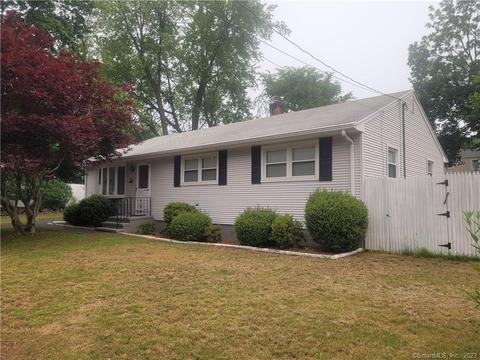 24 Penn St, Hamden, CT 06514
